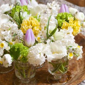 Underplanting roses, Best David Austin Roses, Best roses for borders, Rose borders, Shrub Roses, Rose companion plants, companion planting