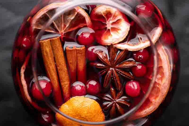 Star Anise, Chinese Star Anise, Anise Star, Badian, Badiane, Illicium, Star Aniseed, Illicium verum
