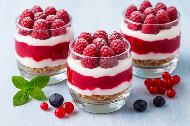 Raspberry dessert, Raspberry, Raspberries, Raspberry Bush, Raspberry tea, Rubus idaeus